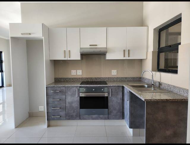 3 BEDROOM APARTMENT FOR SALE IN UMHLANGA RIDGE